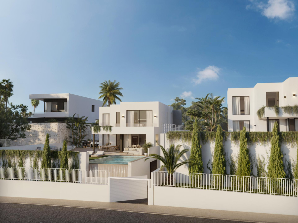 Future Growth Prospects for Higuerón Hill Mijas Investors