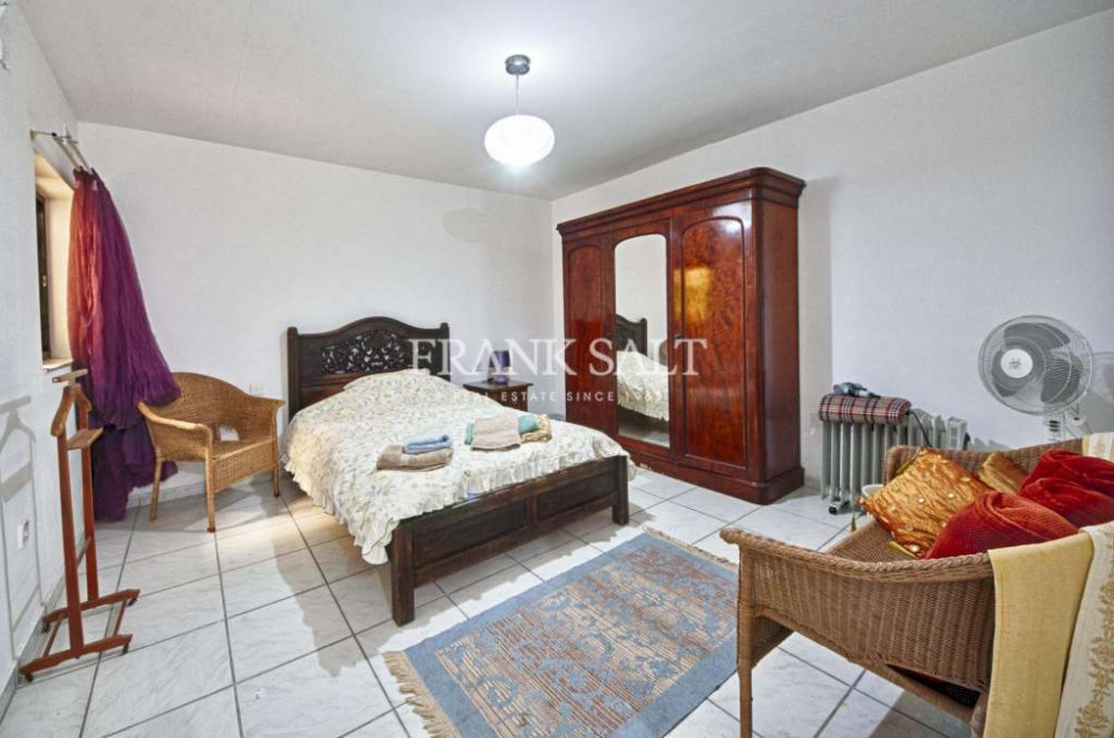 St. Angelo Mansions, Furnished Apartment Image 6