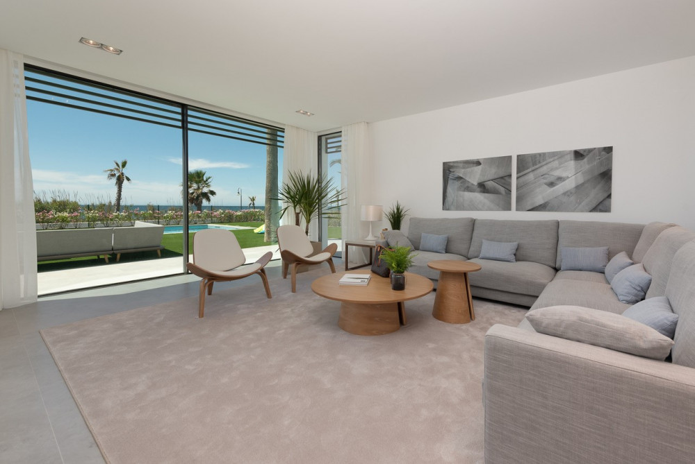 Stunning contemporary villa located front line beach on the New Golden Mile. Image 4