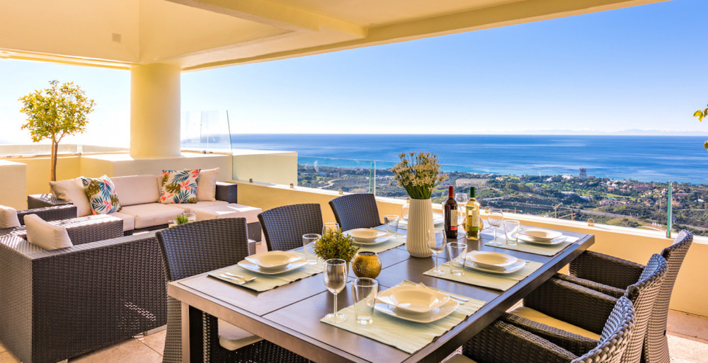 Introducing this stunning duplex penthouse in Los Monteros, with endless pano... Image 16