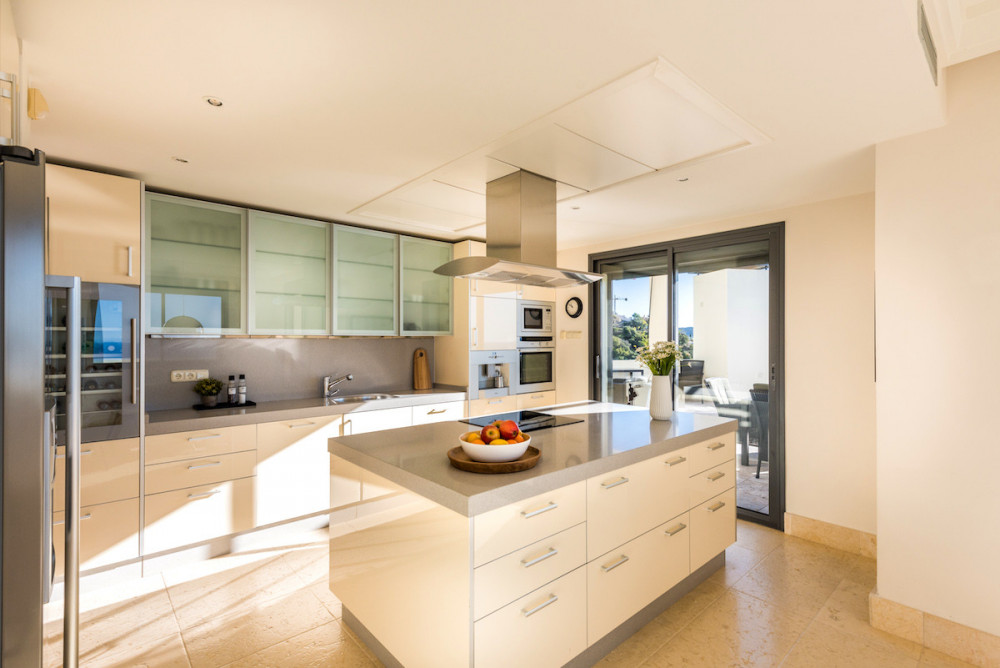 Introducing this stunning duplex penthouse in Los Monteros, with endless pano... Image 19