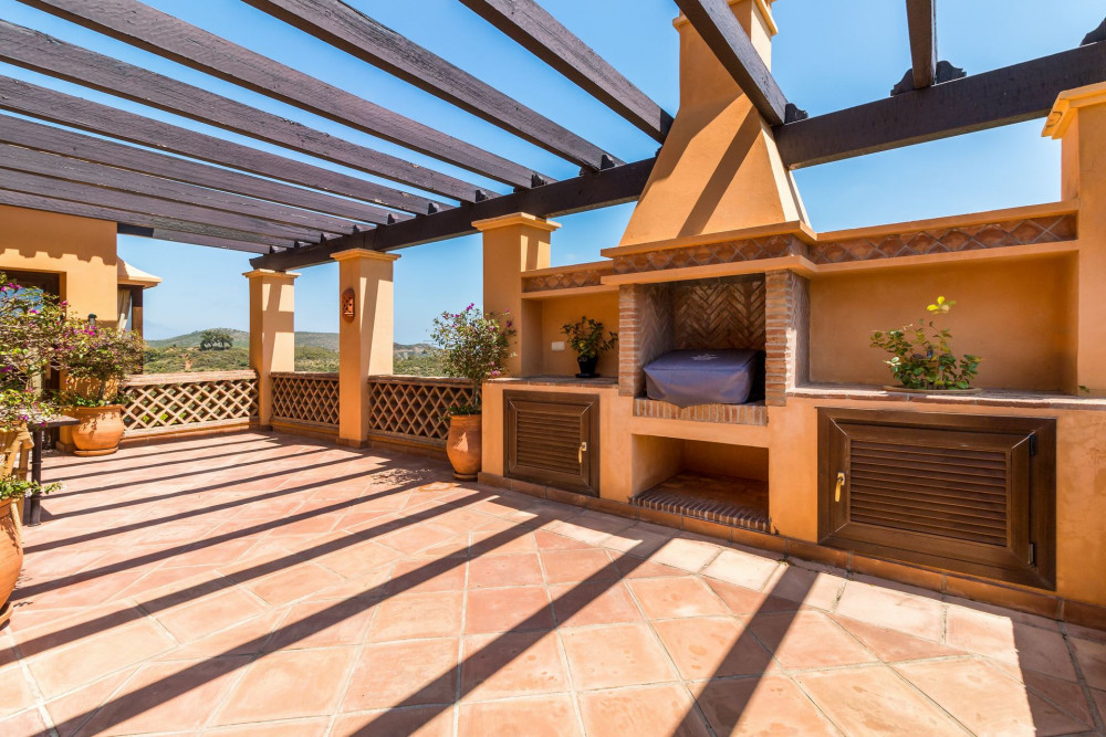 Beautiful Marbella Club Golf Resort west facing 5 bedroom villa located on an... Image 6