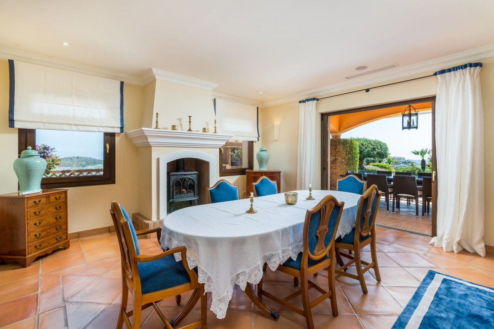 Beautiful Marbella Club Golf Resort west facing 5 bedroom villa located on an... Image 11