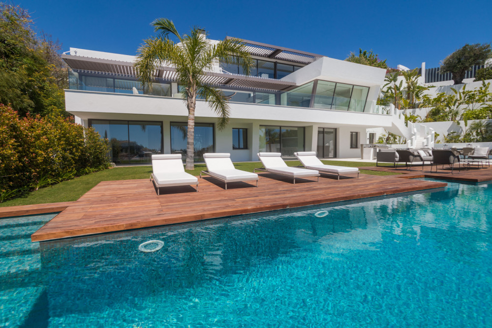 Brand new villa with the best panoramic sea and golf views Image 1