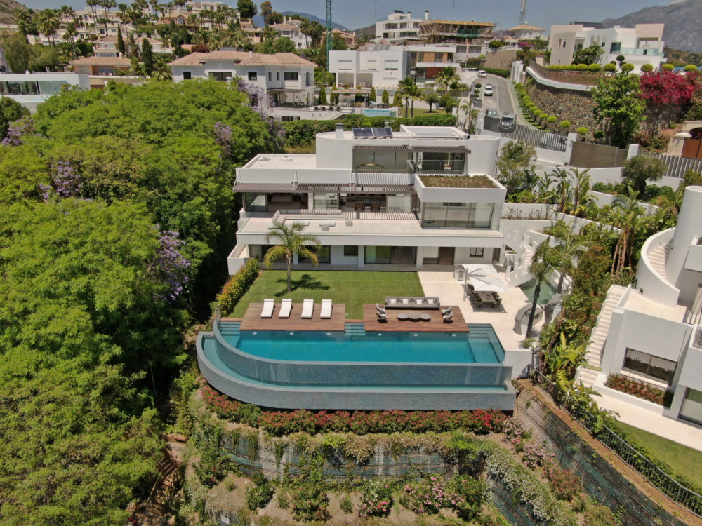 Brand new villa with the best panoramic sea and golf views Image 2