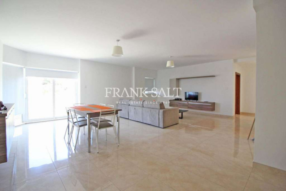 St Pauls Bay, Furnished Apartment Image 1