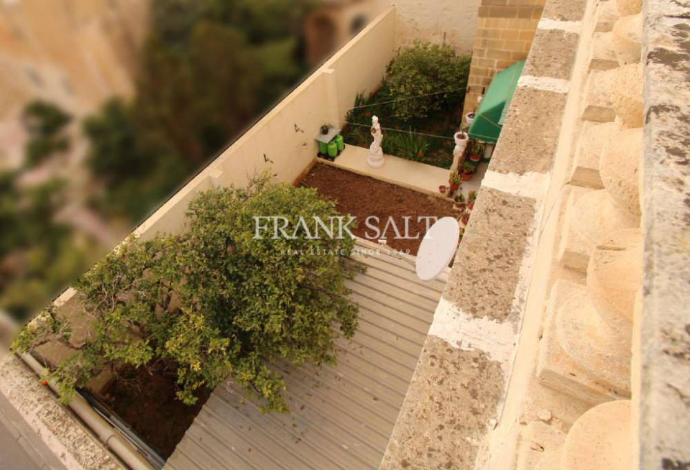 Zejtun, Converted Town House Image 3