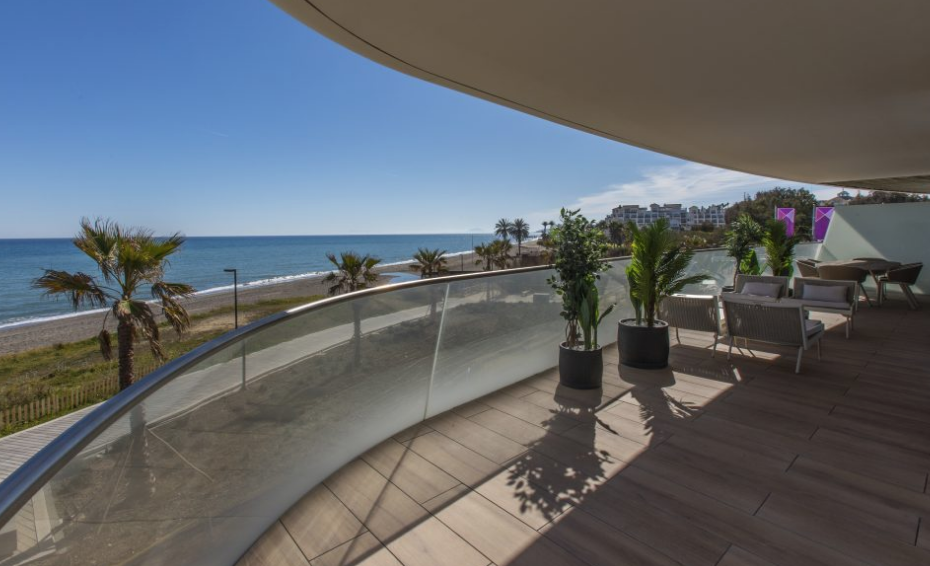 Brand New Beach Front Villa In Estepona ready to move in Image 19