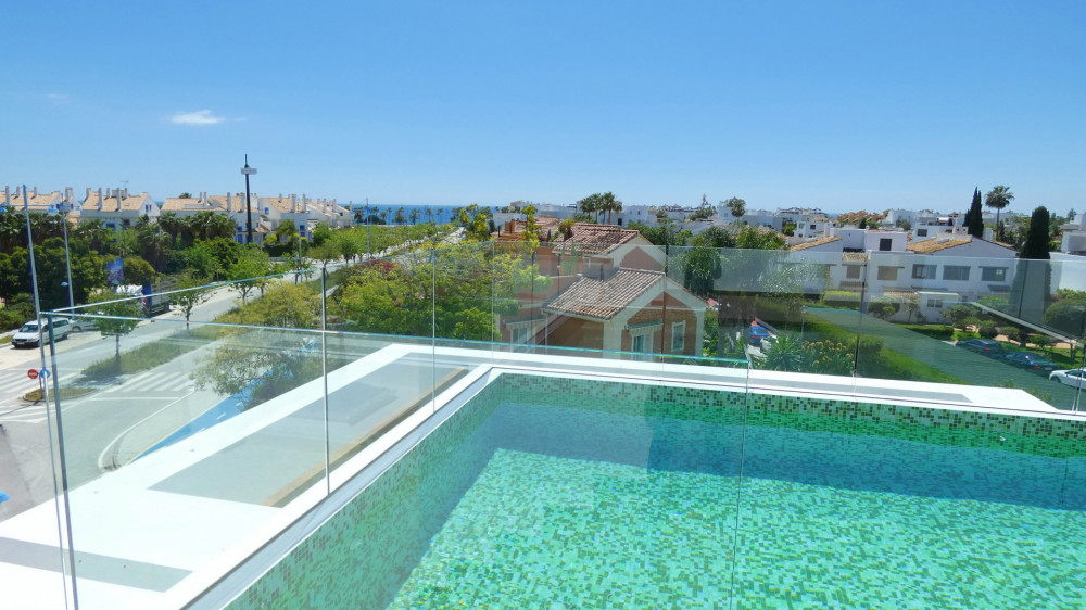 Luxury modern villas in San Pedro beach side Image 2