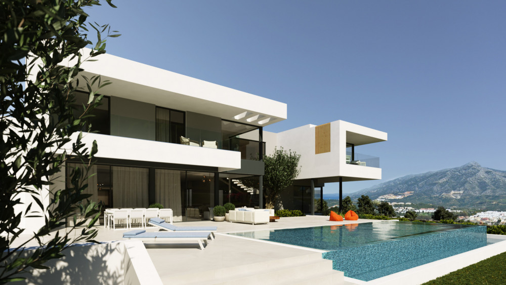 Villa in El Paraiso with spectacular open sea views and mountain Image 1