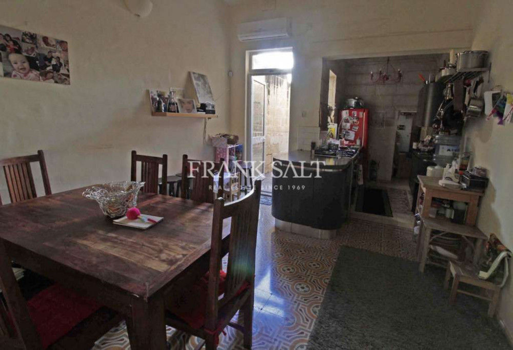 Sliema, Furnished Town House Image 2