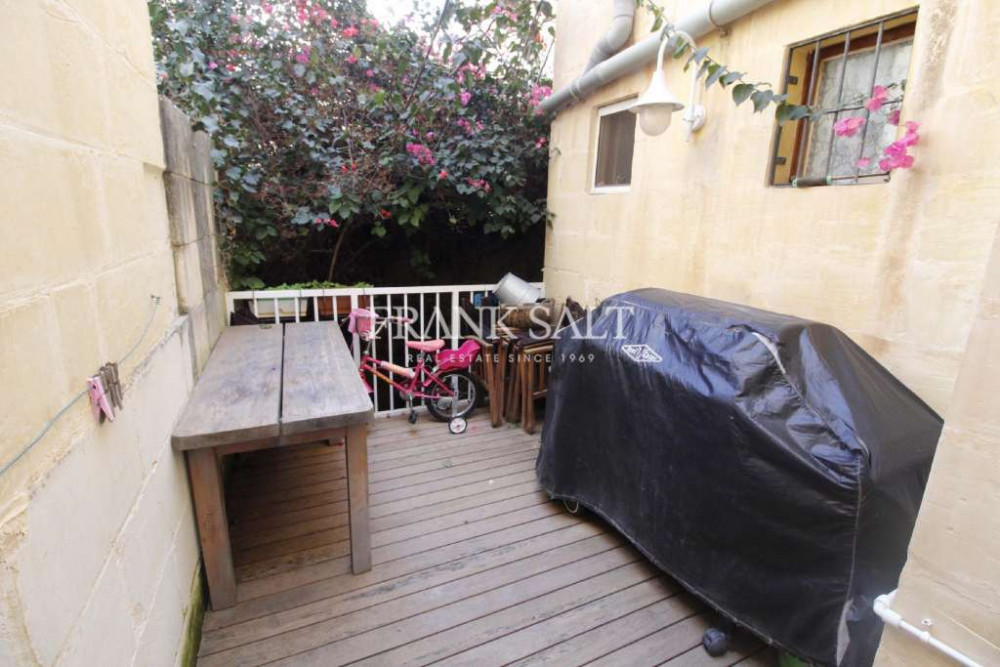 Sliema, Furnished Town House Image 5