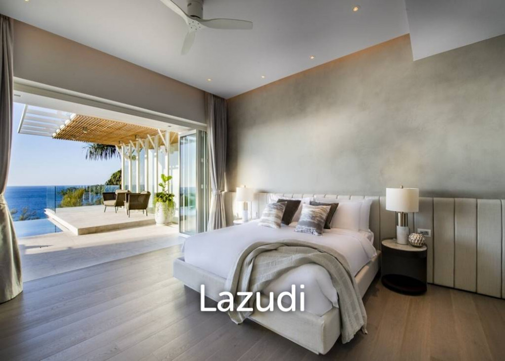 The ultra-luxe 4 bedrooms villa boasts breathtaking view of Surin Beach