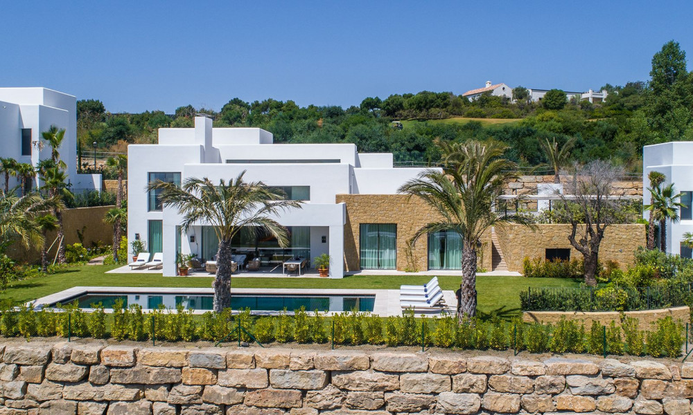 Brand New Contemporary Golf Villa in Finca Cortesín, Casares Image 1
