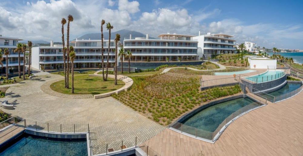 STUNNING BRAND NEW FIRST FLOOR APARTMENT IN ESTEPONA Image 8