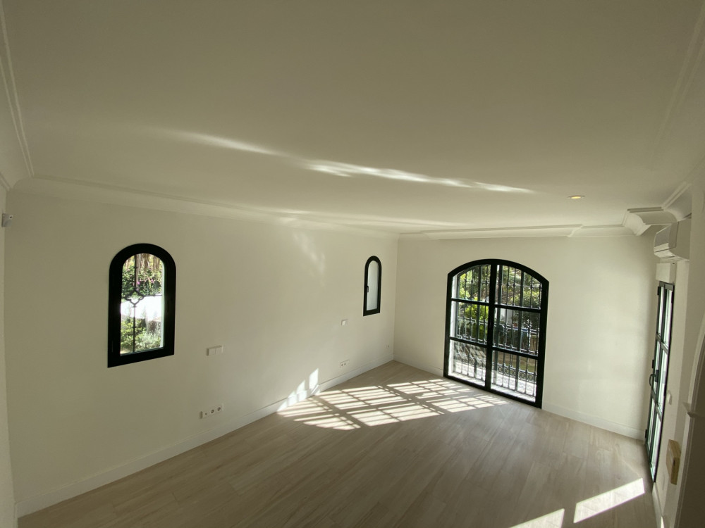 Villa for sale in Guadalmina Baja, San Pedro de Alcantara Image 4