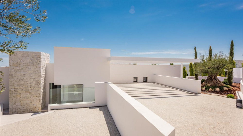Spectacular 6 bedroom contemporary villa with amazing panoramic views on golf... Image 6