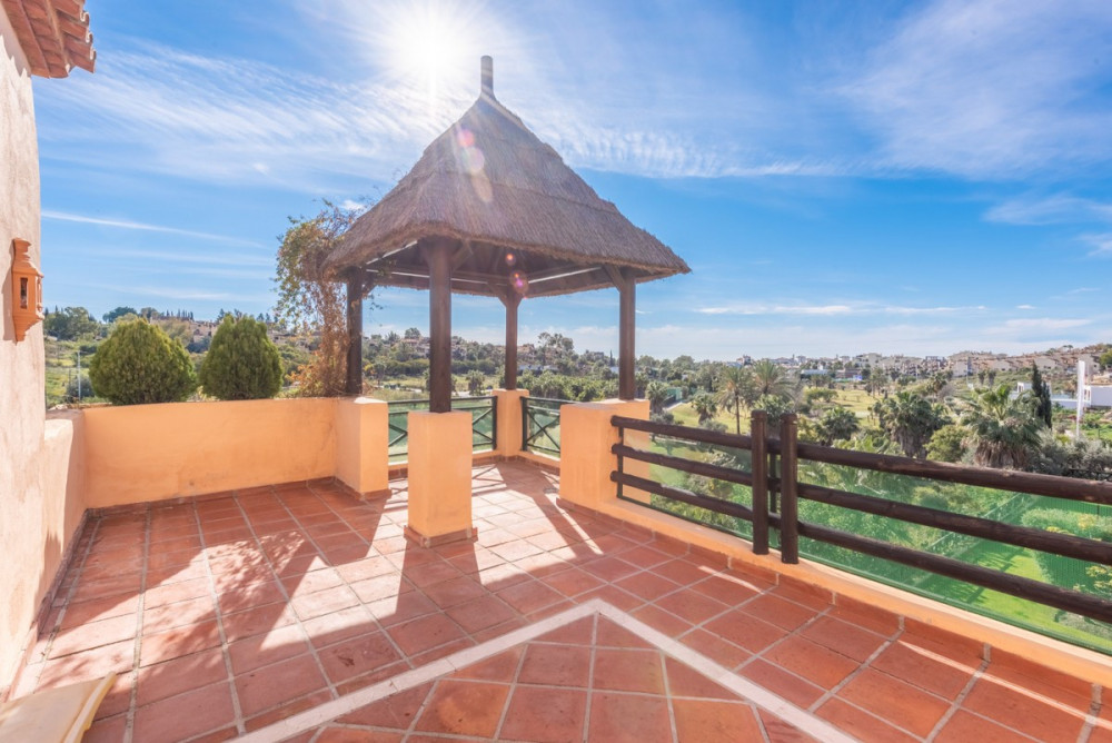 The best positioned penthouse in Real del Campanario Image 13