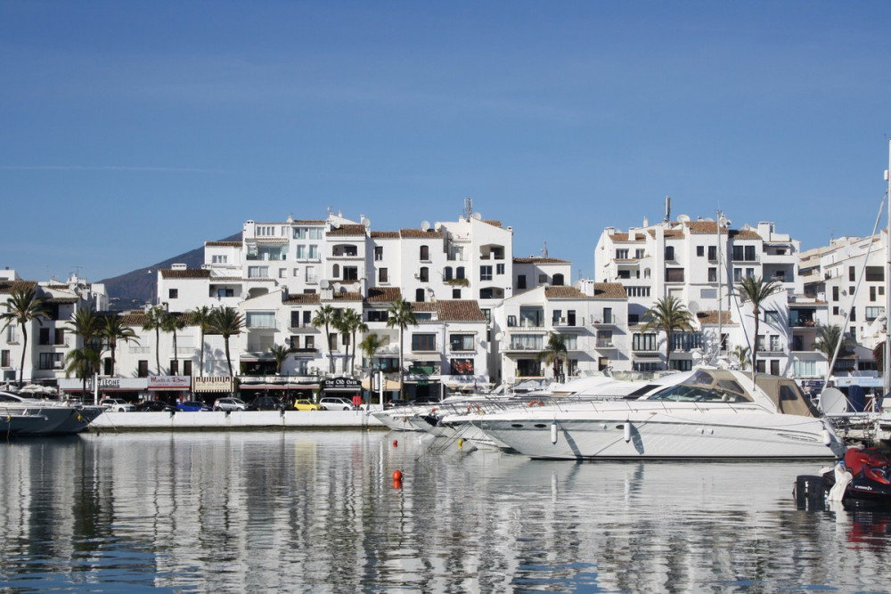 Nice apartment in Tembo, Puerto Banus with excellent rental potential Image 14