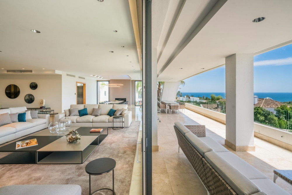 Most spectacular penthouse in Sierra Blanca Image 5