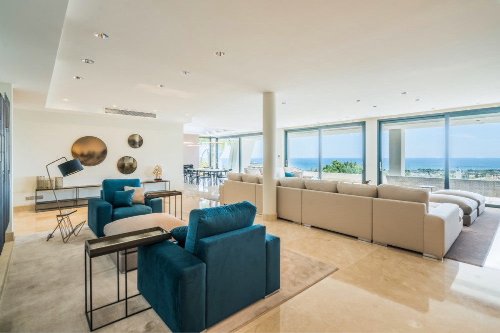 Most spectacular penthouse in Sierra Blanca Image 15
