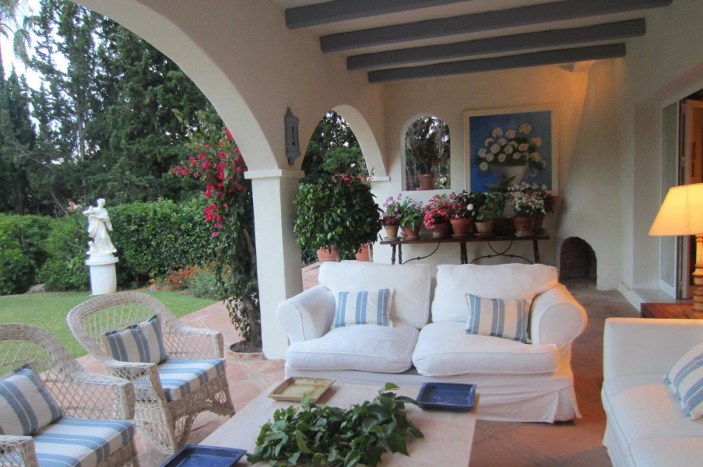 Classical large villa suitable as a Bed&amp;Breakfast in lower Calahonda Image 5