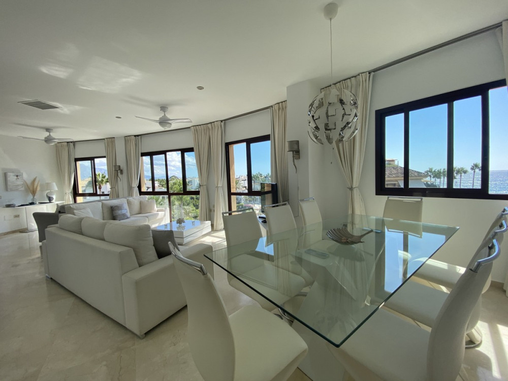 Beautiful penthouse with panoramic views, located 100 meters from the sandy b... Image 8