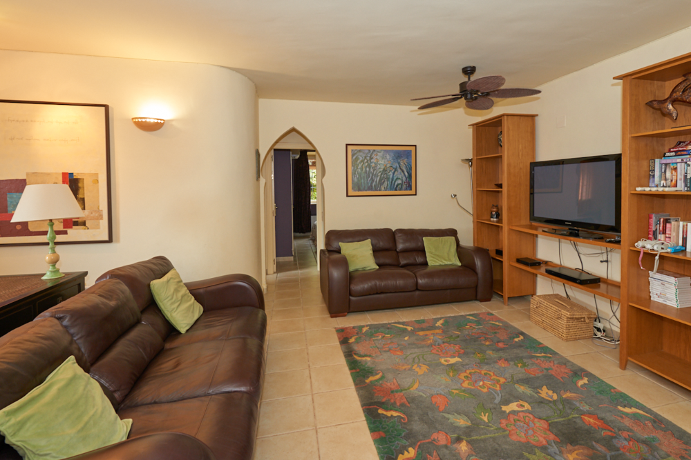 Exceptional countryside villa plus guest house, close to town and all ameniti... Image 18