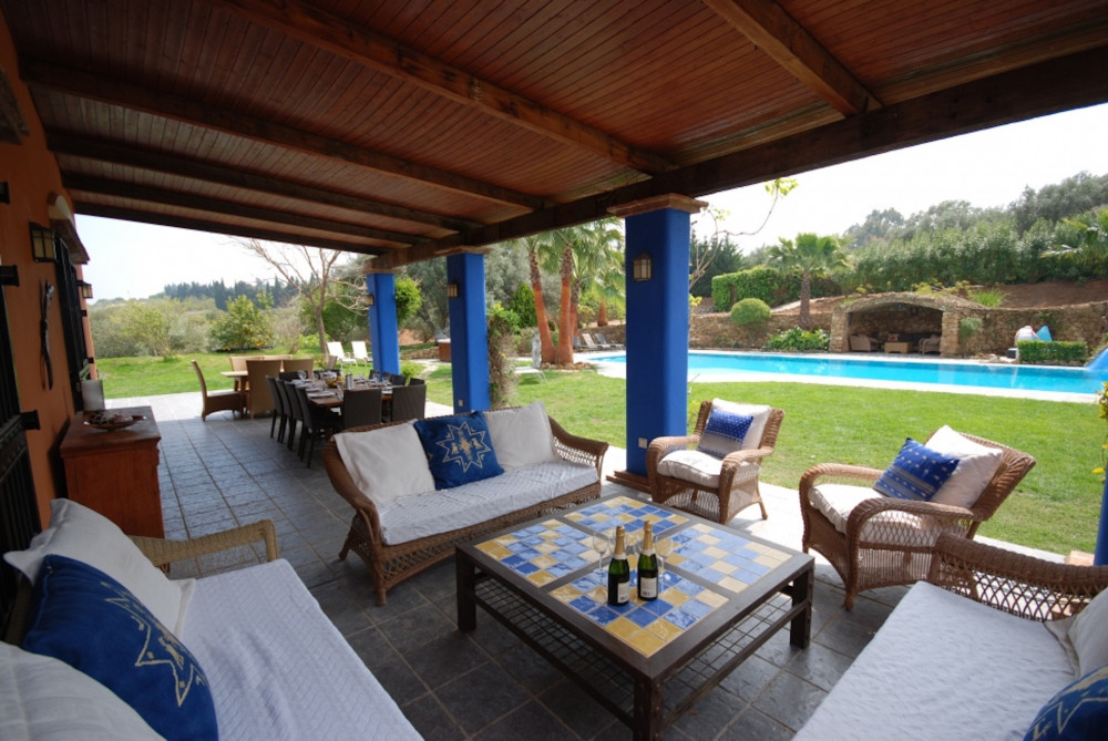 Exceptional countryside villa plus guest house, close to town and all ameniti... Image 22