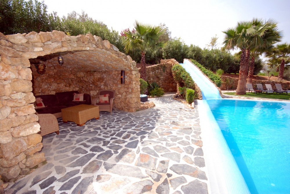 Exceptional countryside villa plus guest house, close to town and all ameniti... Image 36
