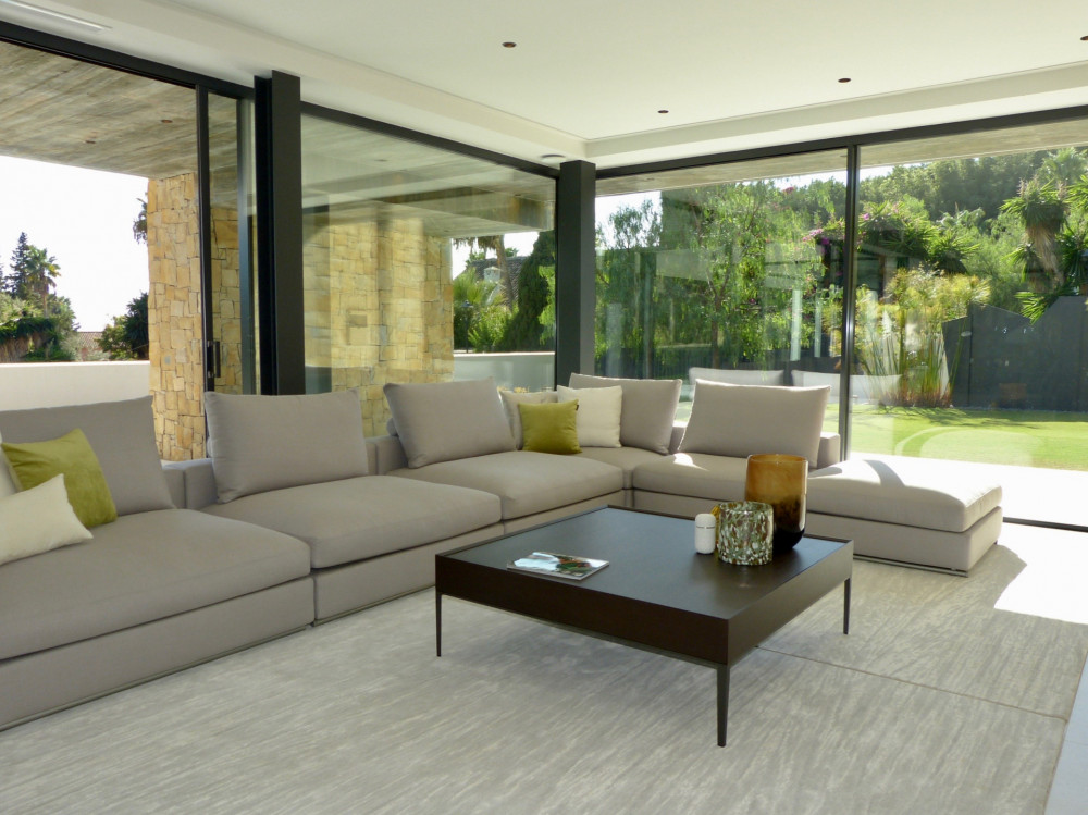 Nagüeles - Immaculate 5 bedroom luxury villa - sea views - completed 2020 Image 3