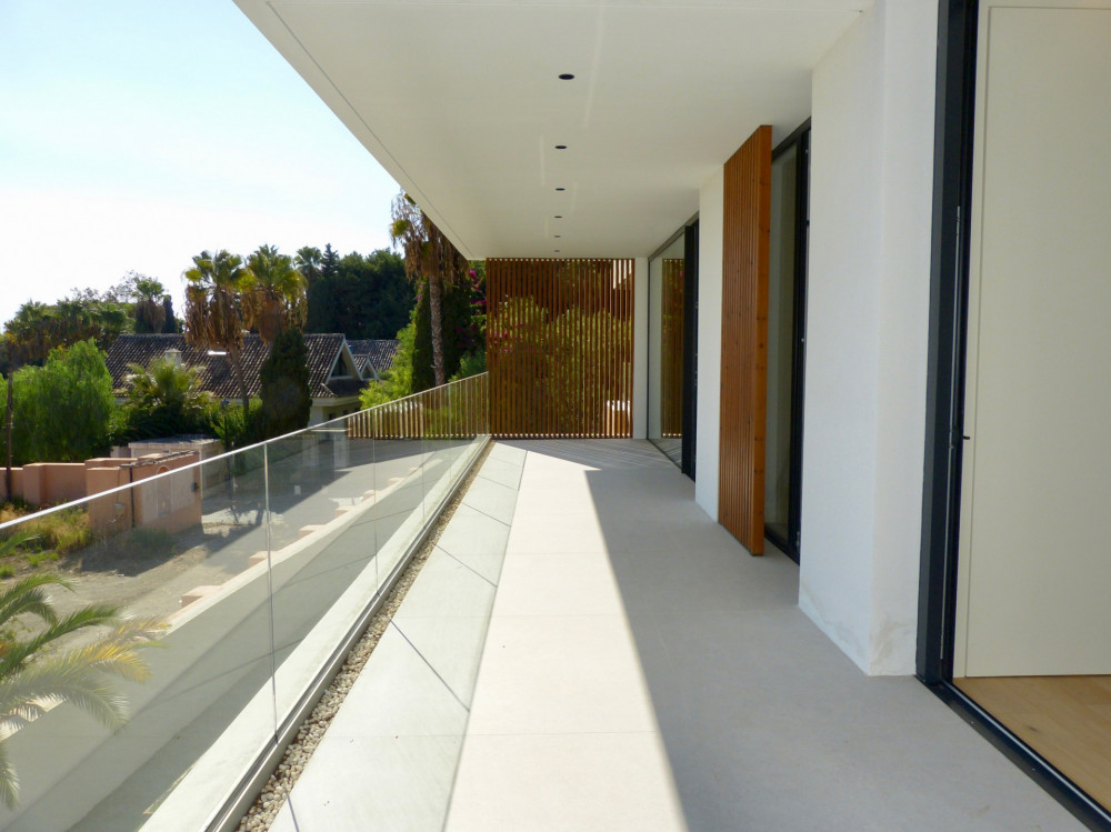 Nagüeles - Immaculate 5 bedroom luxury villa - sea views - completed 2020 Image 17