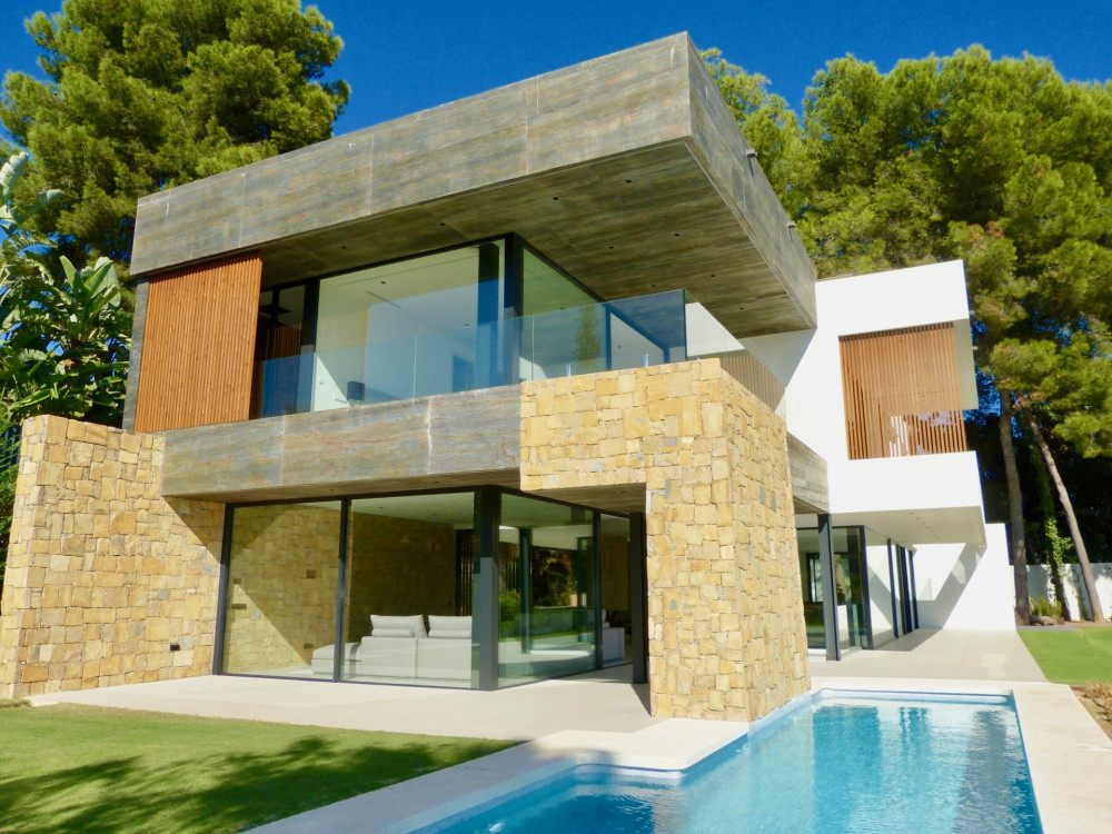 Nagüeles - Immaculate 5 bedroom luxury villa - sea views - completed 2020 Image 21