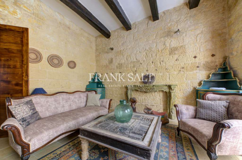 Cospicua, Furnished House of Character Image 3