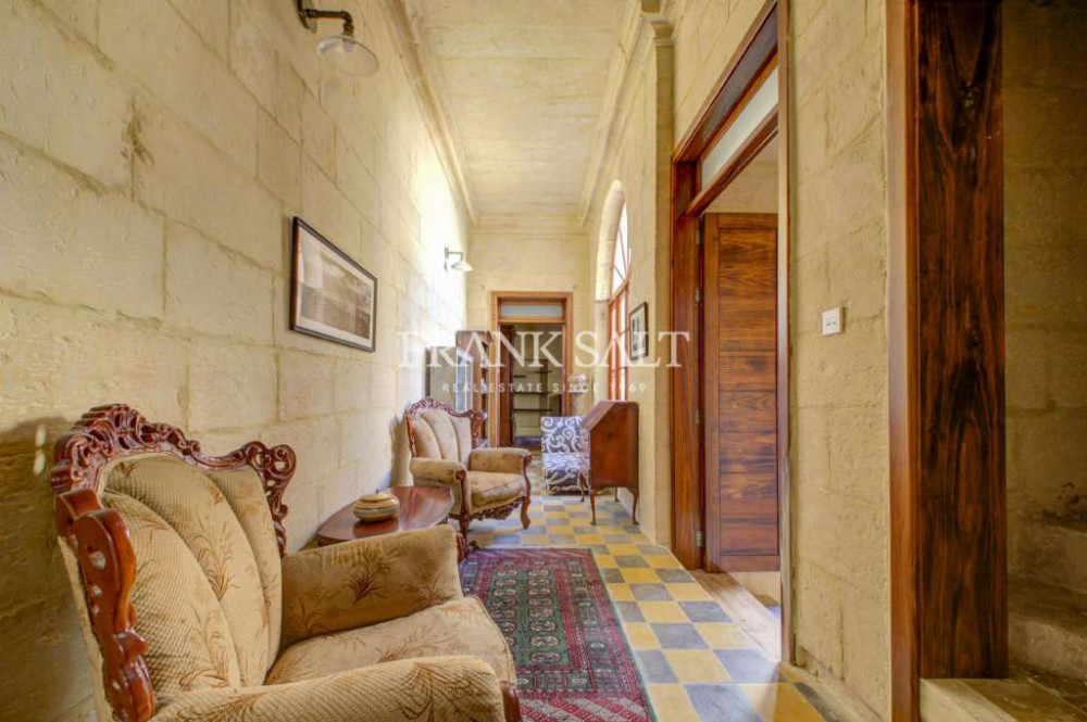 Cospicua, Furnished House of Character Image 5