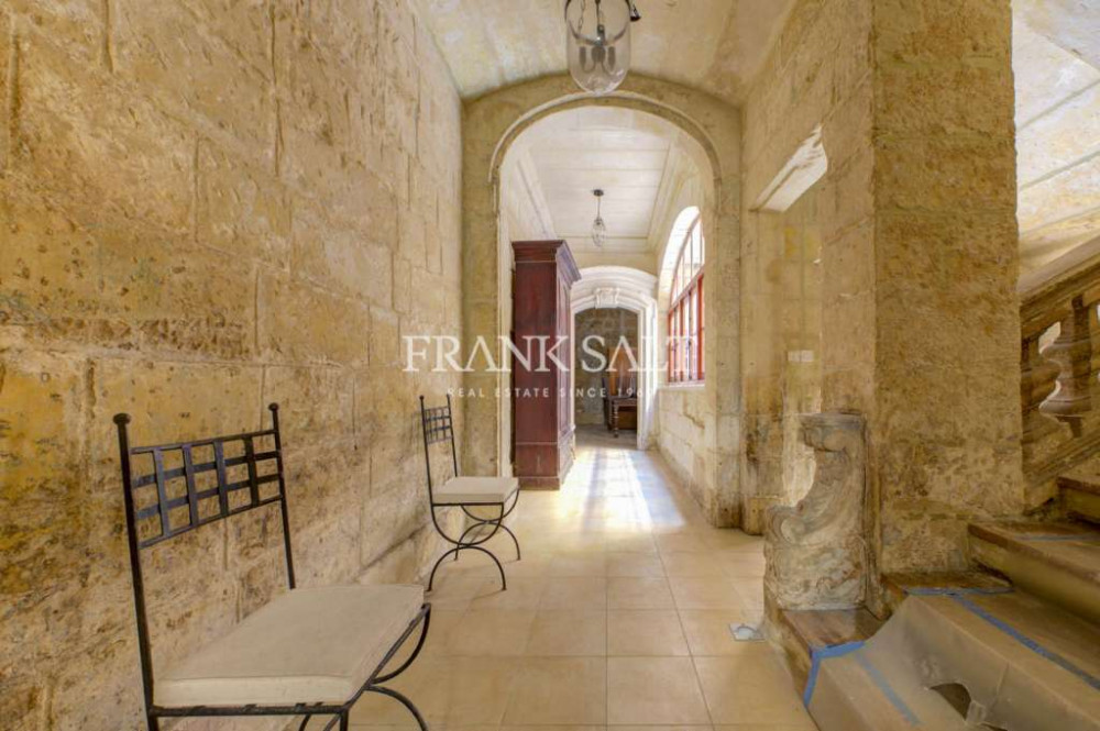 Cospicua, Furnished House of Character Image 7