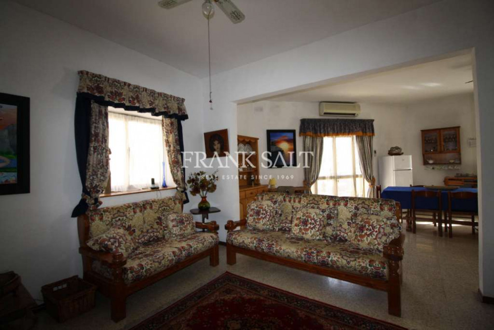 St Pauls Bay, Furnished Apartment Image 1