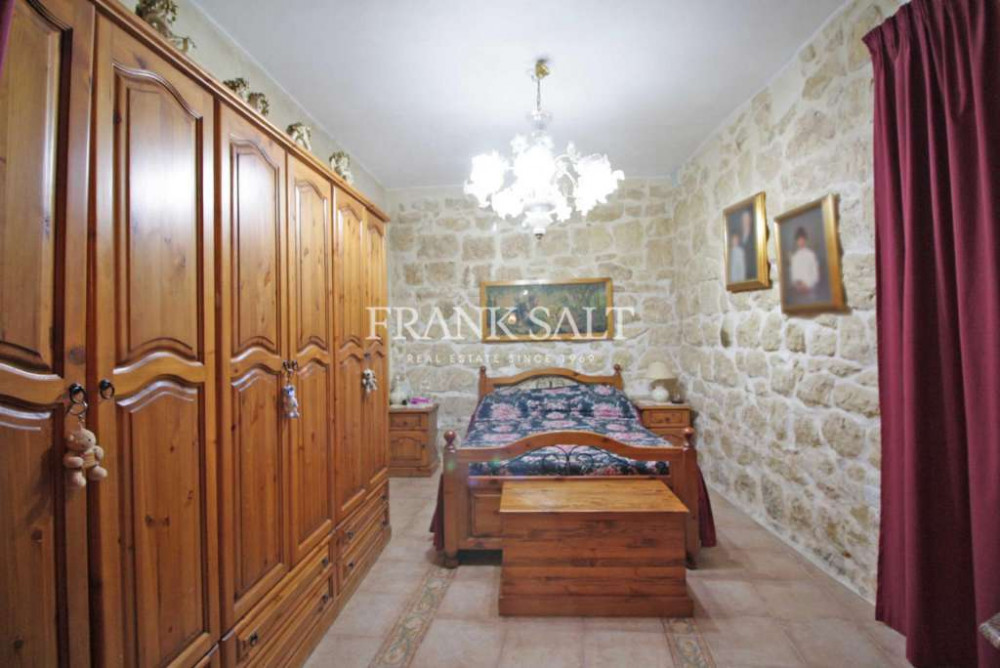Zejtun, Furnished House of Character Image 6