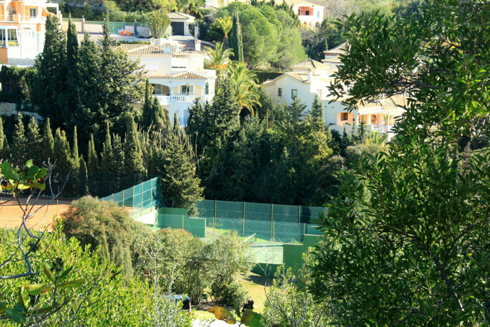 Villa with sea view, Golden Mile, Marbella Hill Club, for sale Image 31