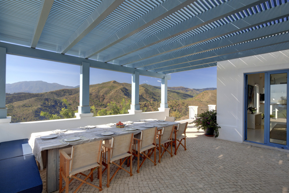 Luxurious villa on a double plot of 7.000m2 with panoramic views to the Medit... Image 16