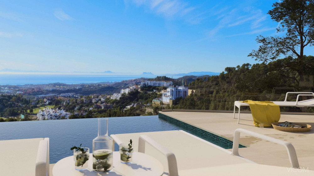Villas with Amazing sea views to Africa and Gibraltar. Image 2