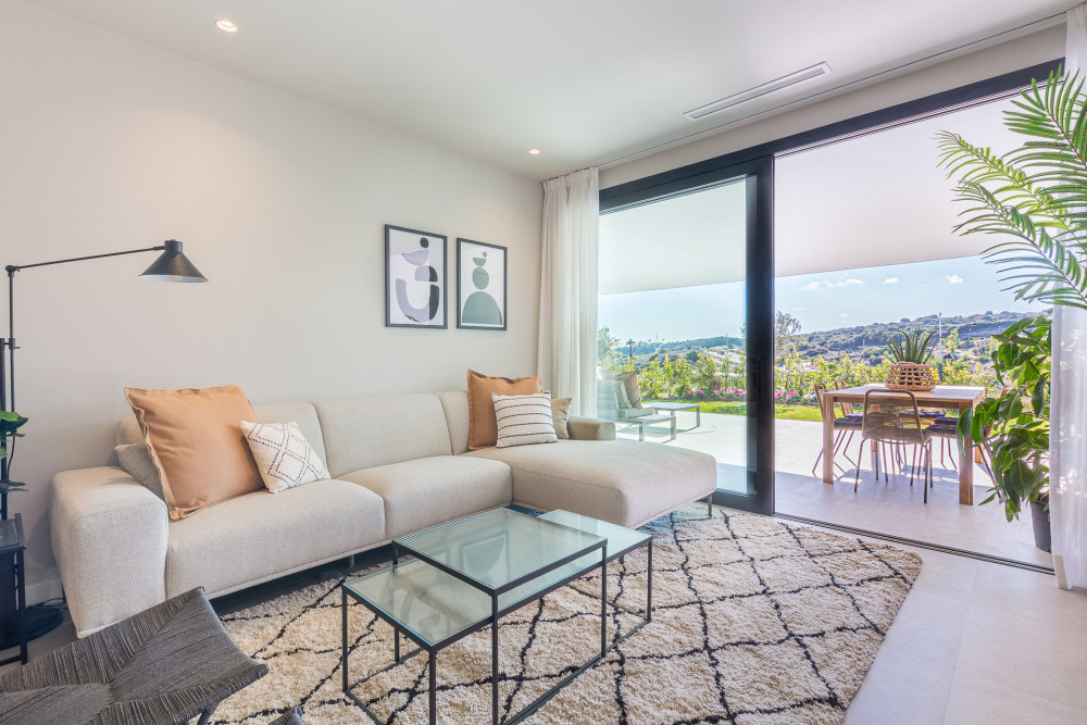 Modern new build apartments in Estepona Image 5