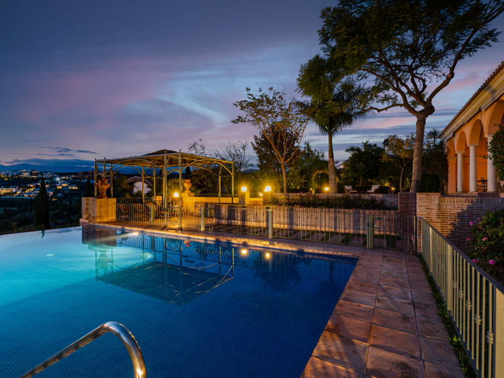 Mediterranean villa with beautiful views Image 7