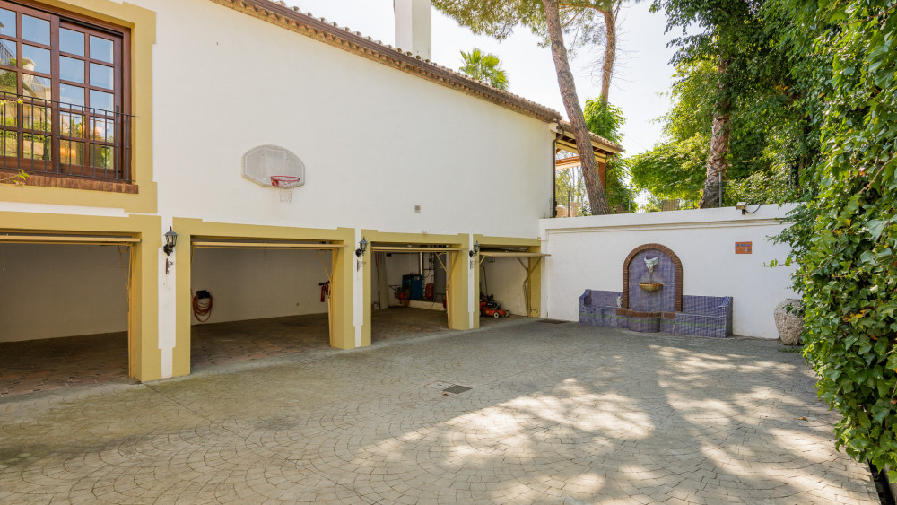 Villa in the heart of the Golf Valley in Nueva Andalucía, Image 37