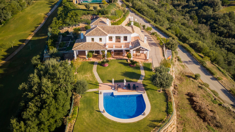 Luxurious villa for sale in Marbella Club Golf Resort, Benahavis Image 1