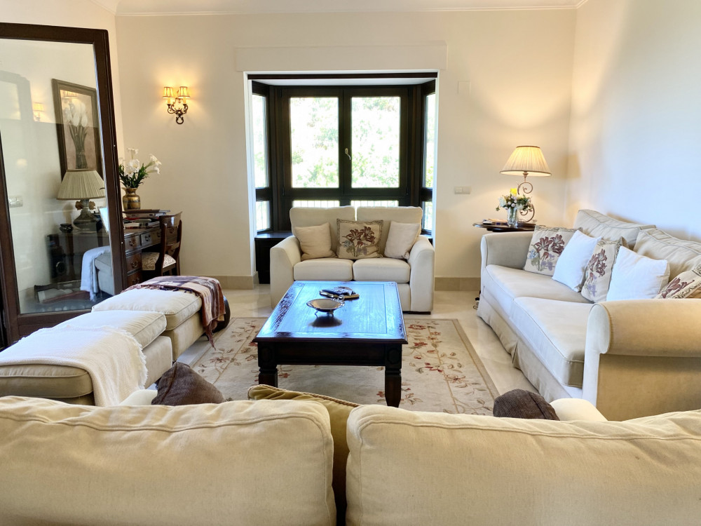 Luxurious villa for sale in Marbella Club Golf Resort, Benahavis Image 7