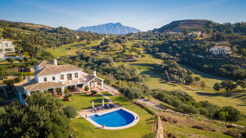 Luxurious villa for sale in Marbella Club Golf Resort, Benahavis Image 31