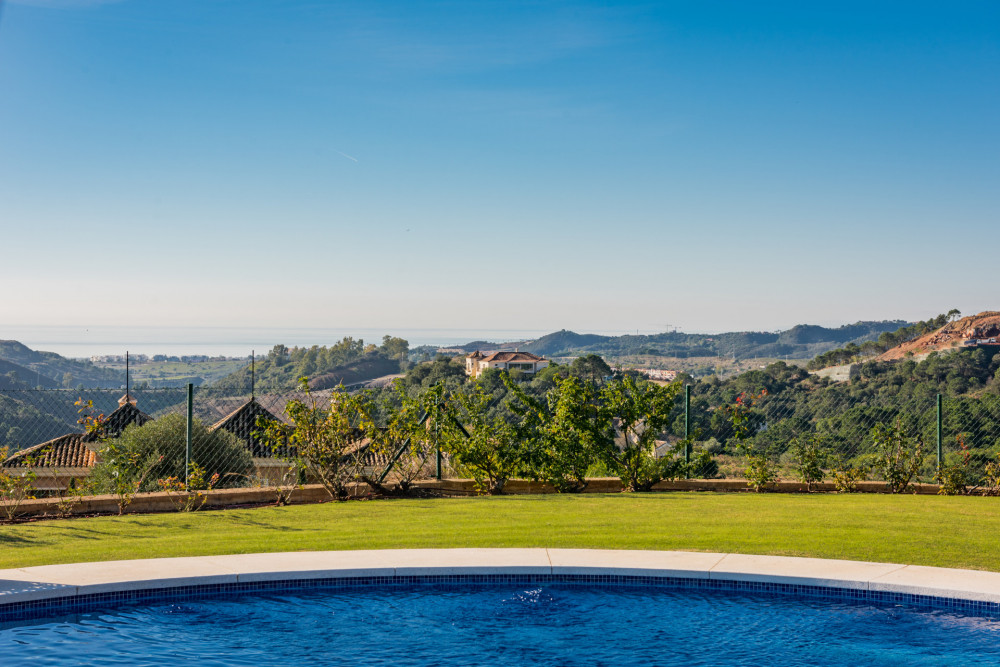 Luxurious villa for sale in Marbella Club Golf Resort, Benahavis Image 32