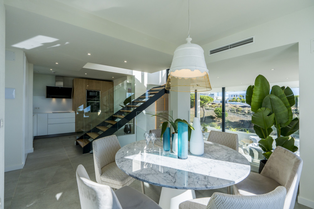 BRAND NEW CONTEMPORARY  3 -BEDROOM TOWNHOUSES IN CABOPINO, MARBELLA Image 6
