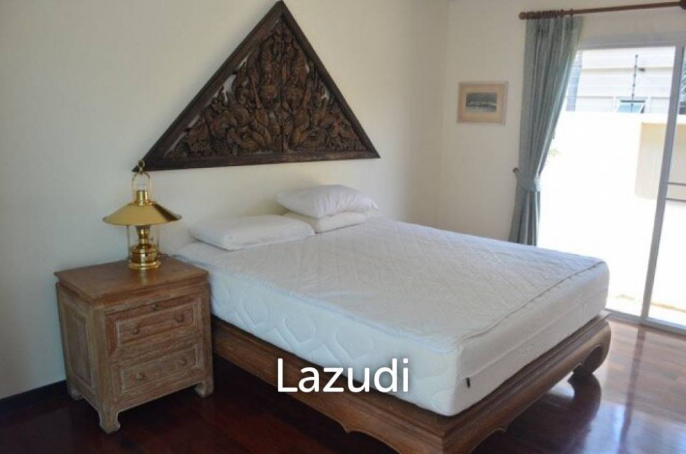 Luxury Balinese style 4 Bedroom Villa Image 12